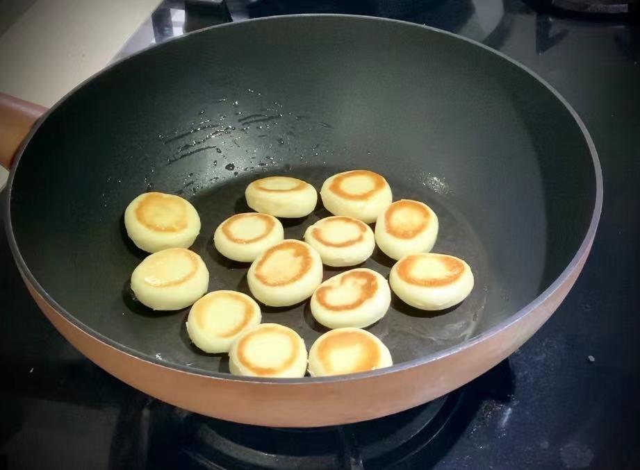 蛋奶早餐饼 一看就会松软高颜值 附细节视频详解