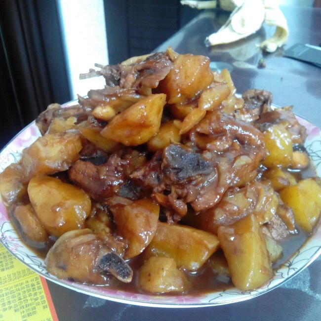 家常红烧鸡块