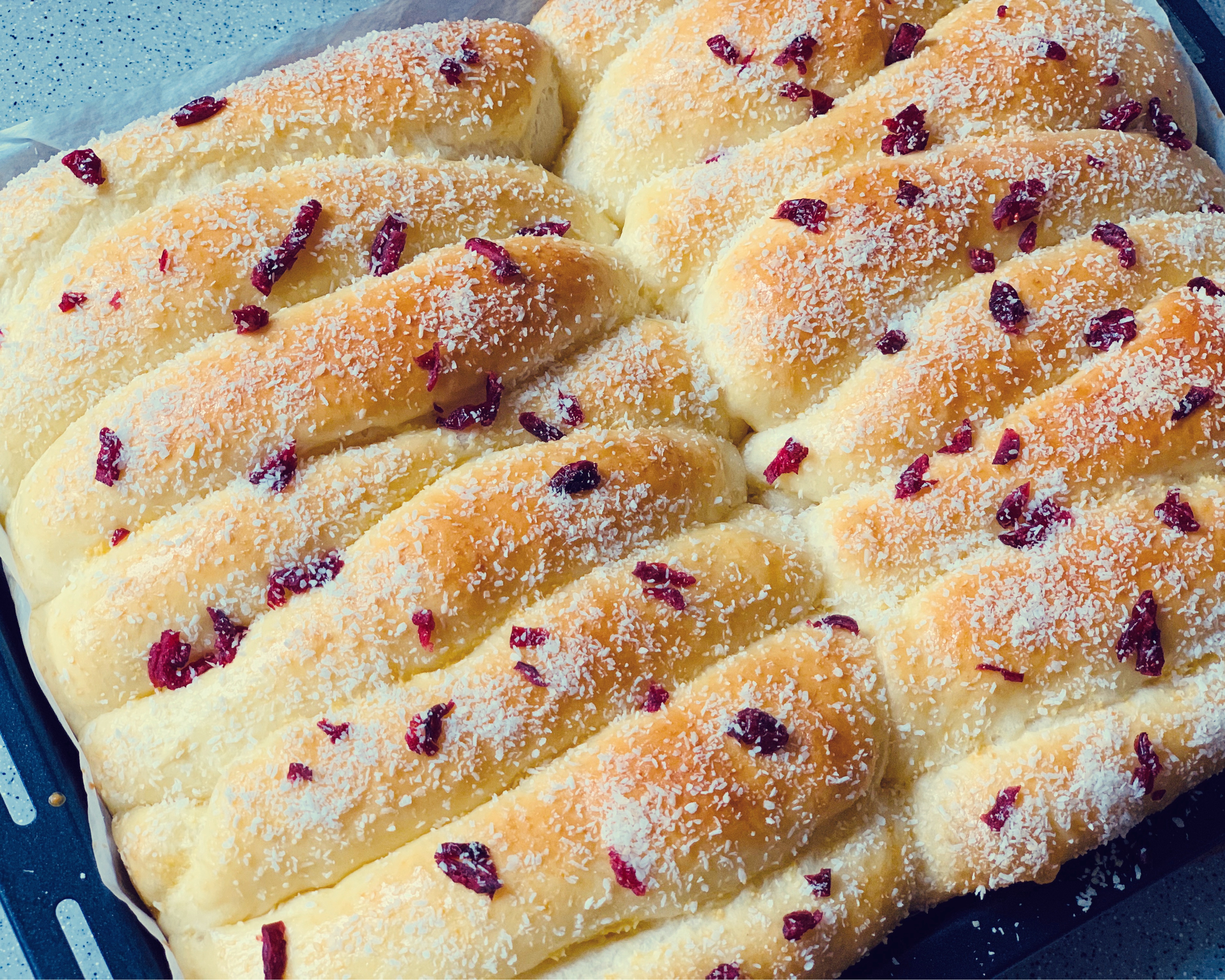 松软拉丝的面包机版蔓越莓雪山排包