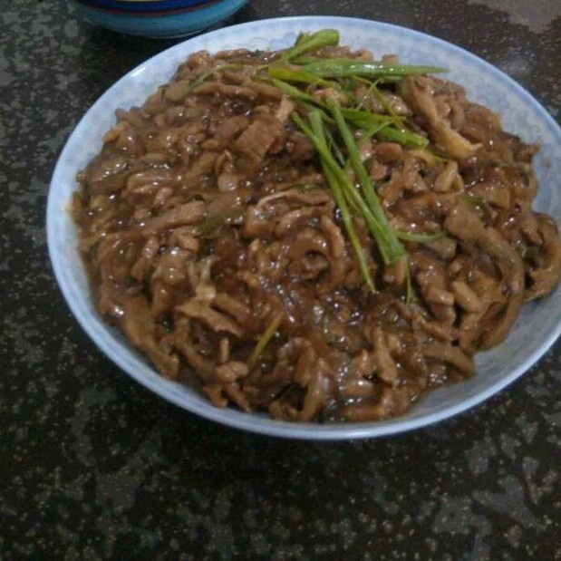 蚂蚁上树