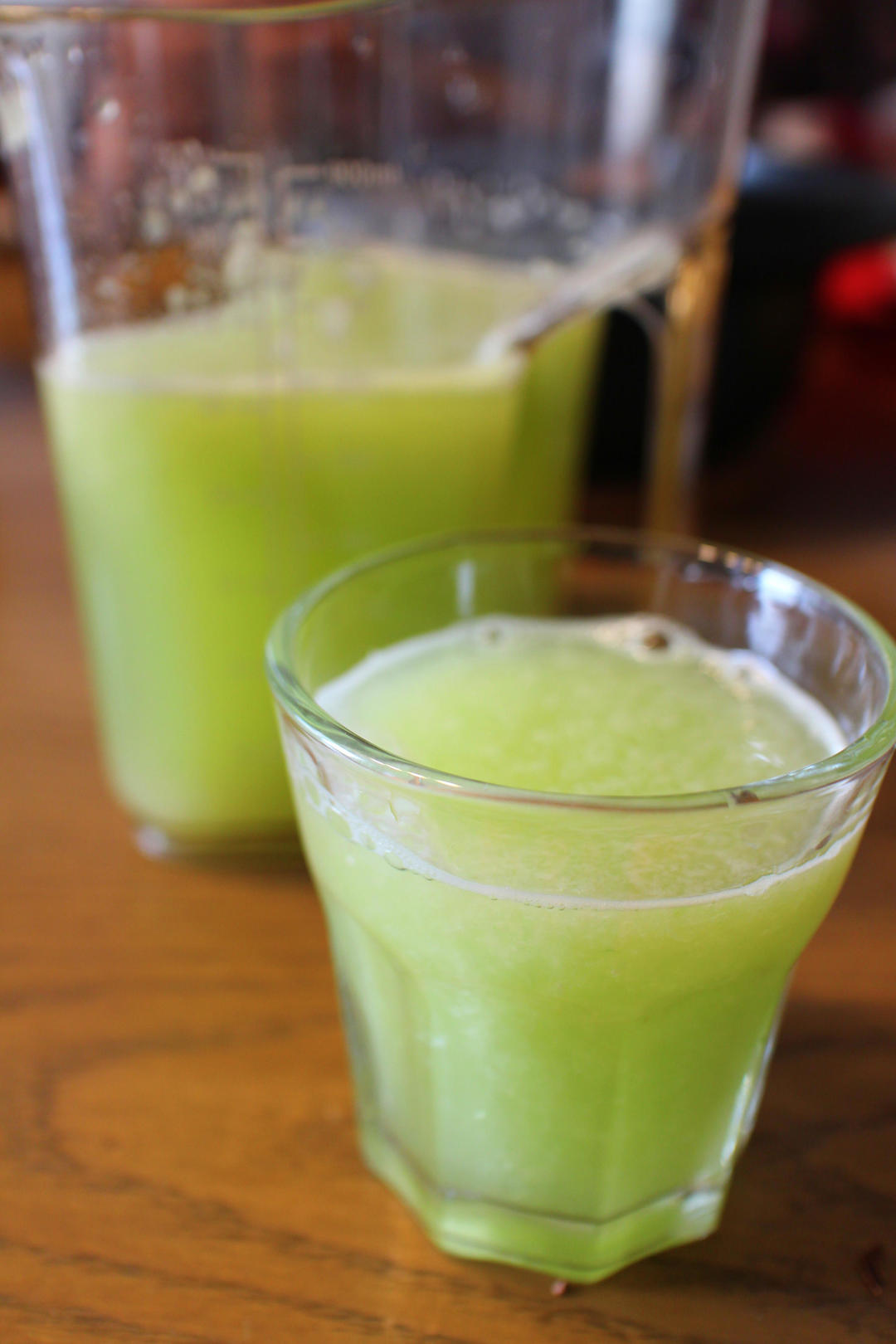 一抹小清新——黄瓜雪梨汁（惠人原汁机）的做法