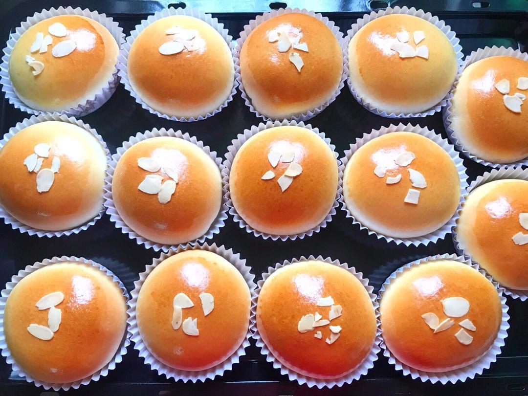 鲜奶油小餐包（一次发酵）