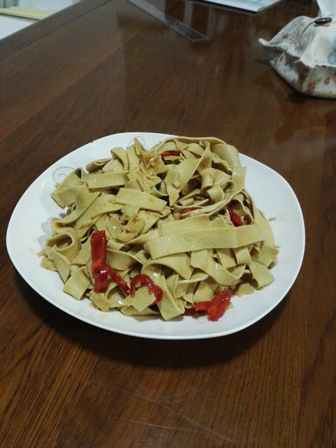 青椒炒豆皮