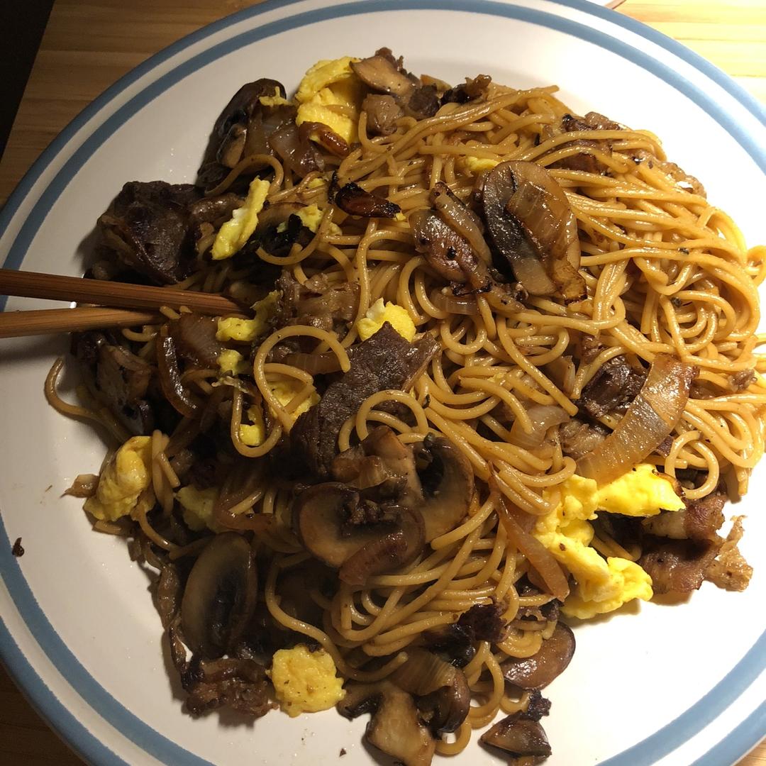 孜然肥牛炒面