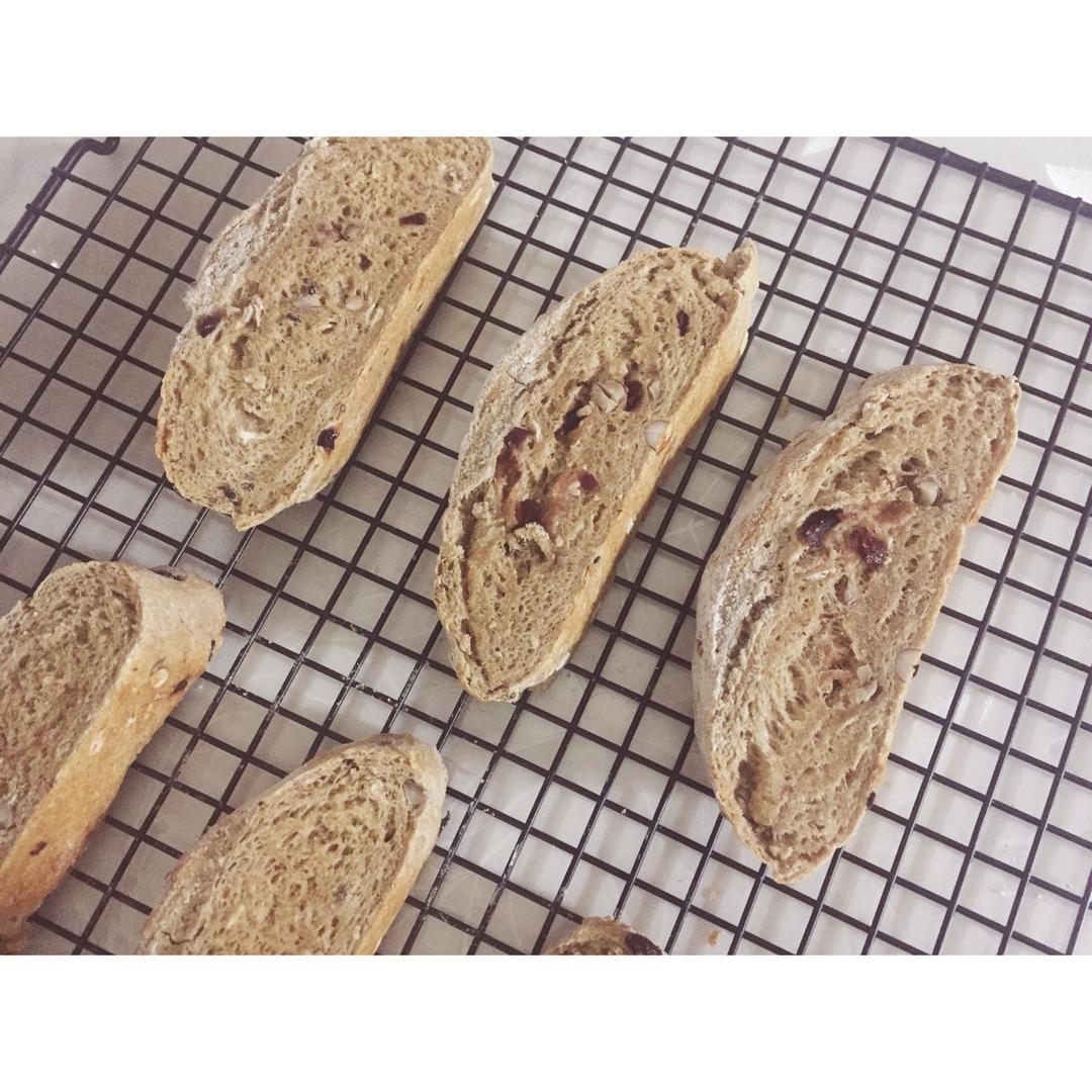 慢碳高纤纯全麦面包～（无油无糖无蛋无奶）