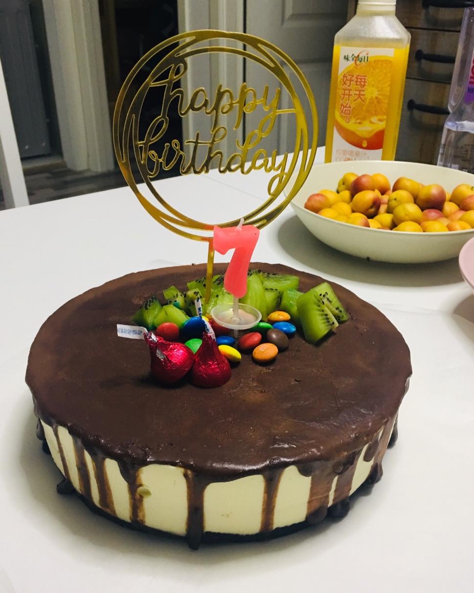 kiri奶油芝士食谱——淋面酸奶芝士慕斯（八寸）