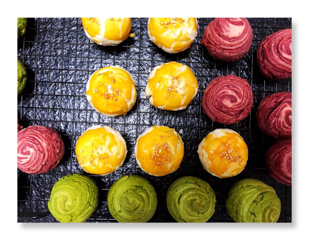 蛋黄酥~紫薯、抹茶、原味~花好月圆，中秋快乐~内附一次做六色蛋黄酥方法~