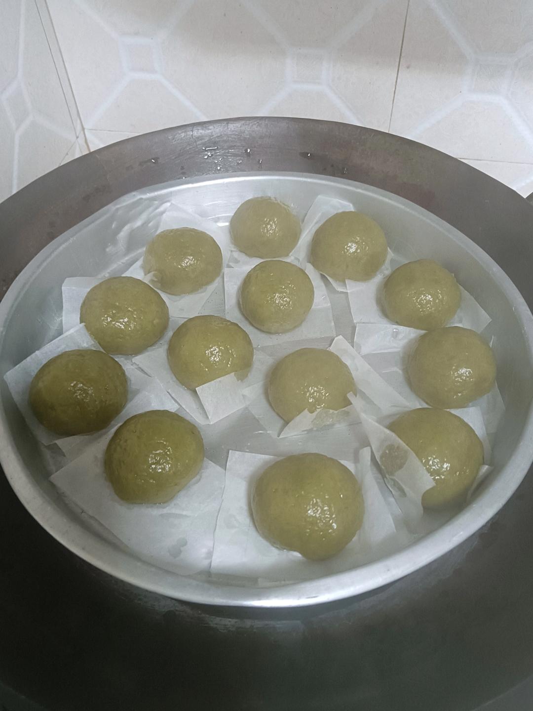 软软糯糯的青团配方和做法（附肉松咸蛋黄馅料配方）