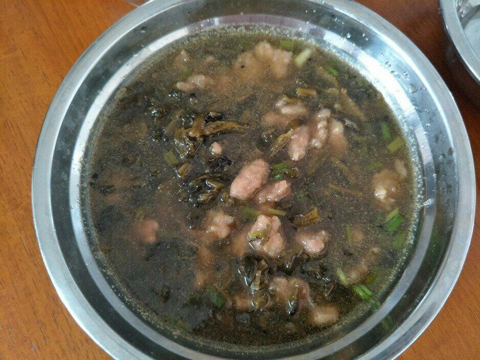 酸菜肉片