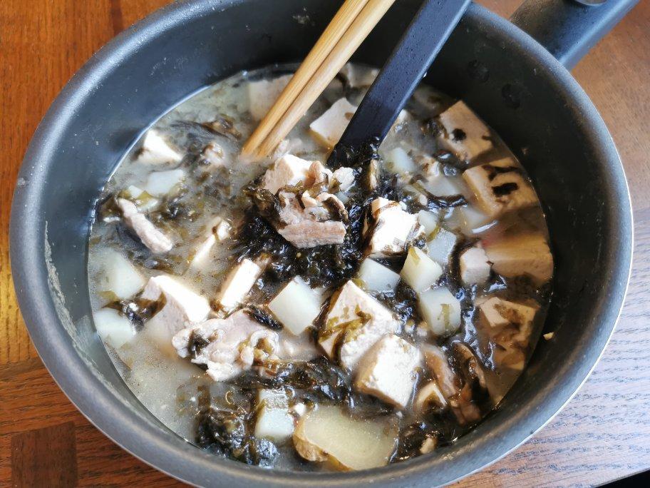 土豆豆腐汤—老爸家常菜