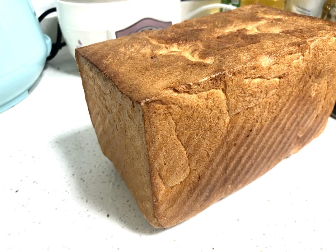 《Tinrry+》软绵绵的白吐司