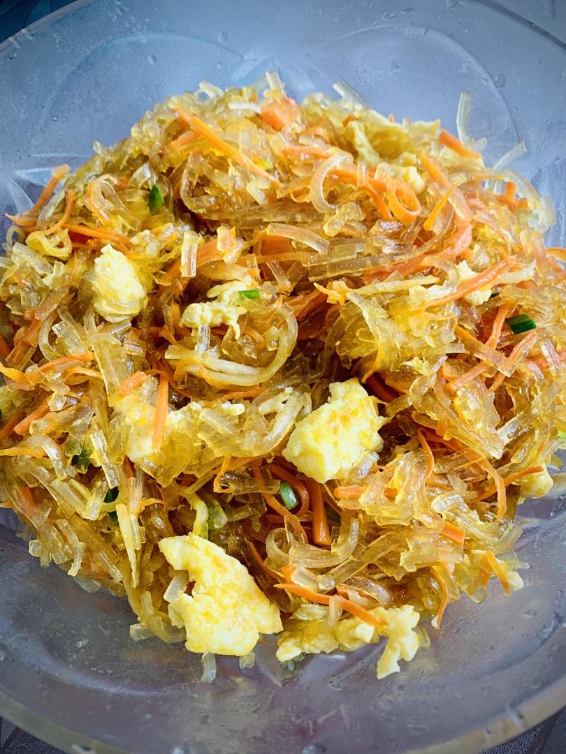胡萝卜鸡蛋炒米丝
