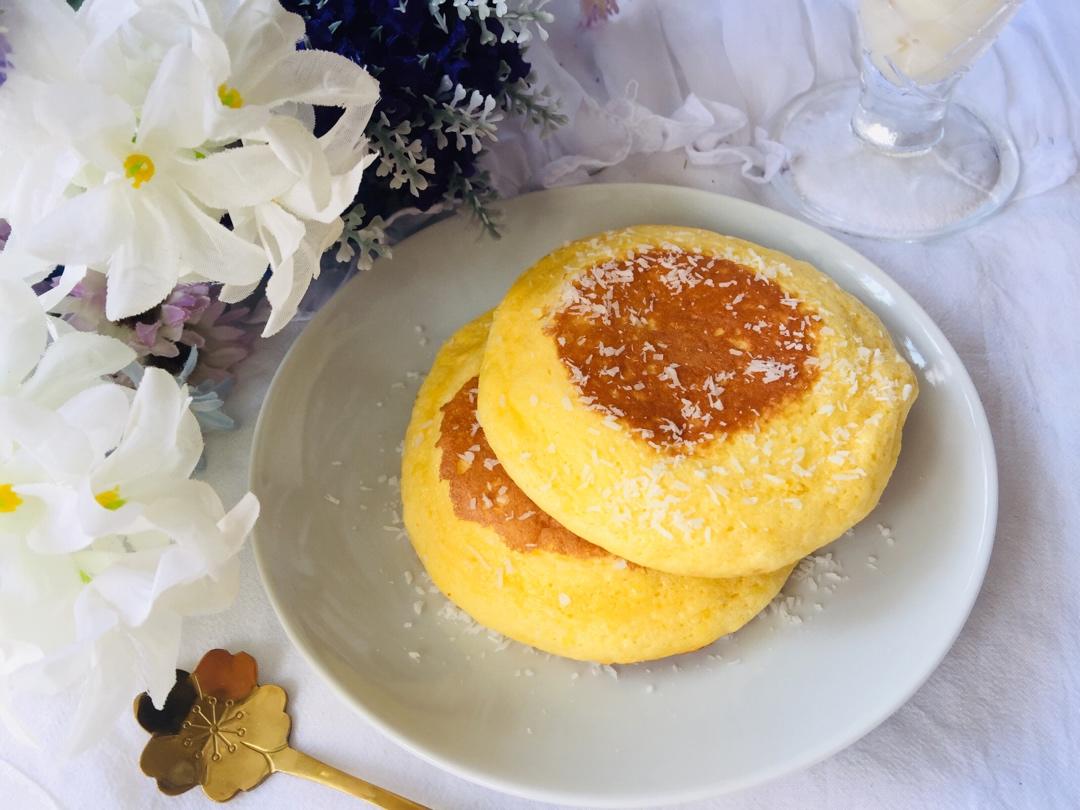 无油日式舒芙蕾松饼～也可称为《平底锅版戚风蛋糕》