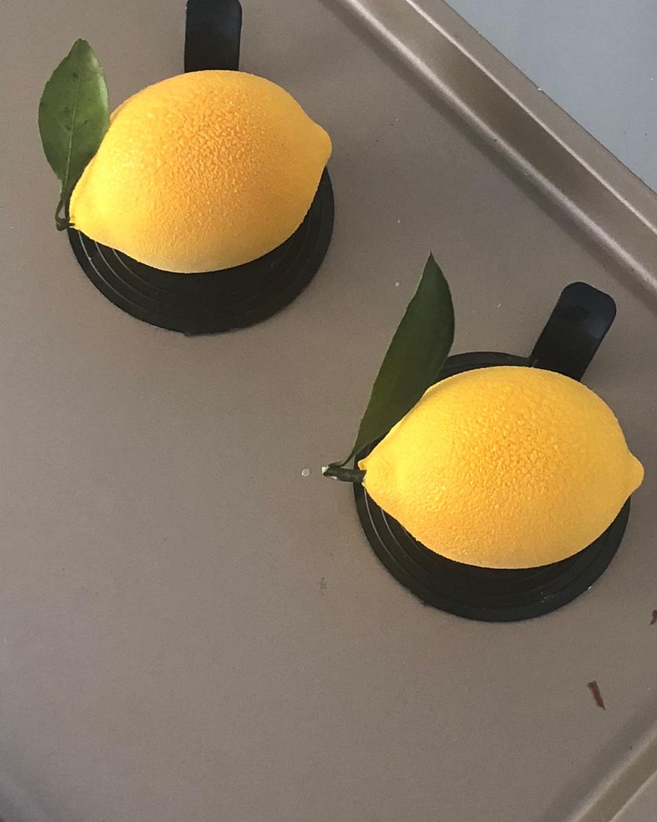 深呼吸-128做的柠檬慕斯