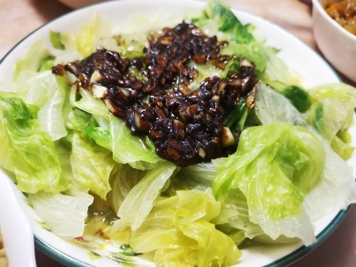 3分钟做出比肉要好吃的蚝油生菜