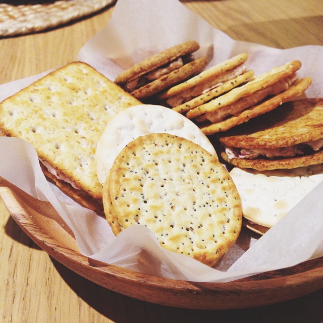 牛轧糖夹心苏打饼干