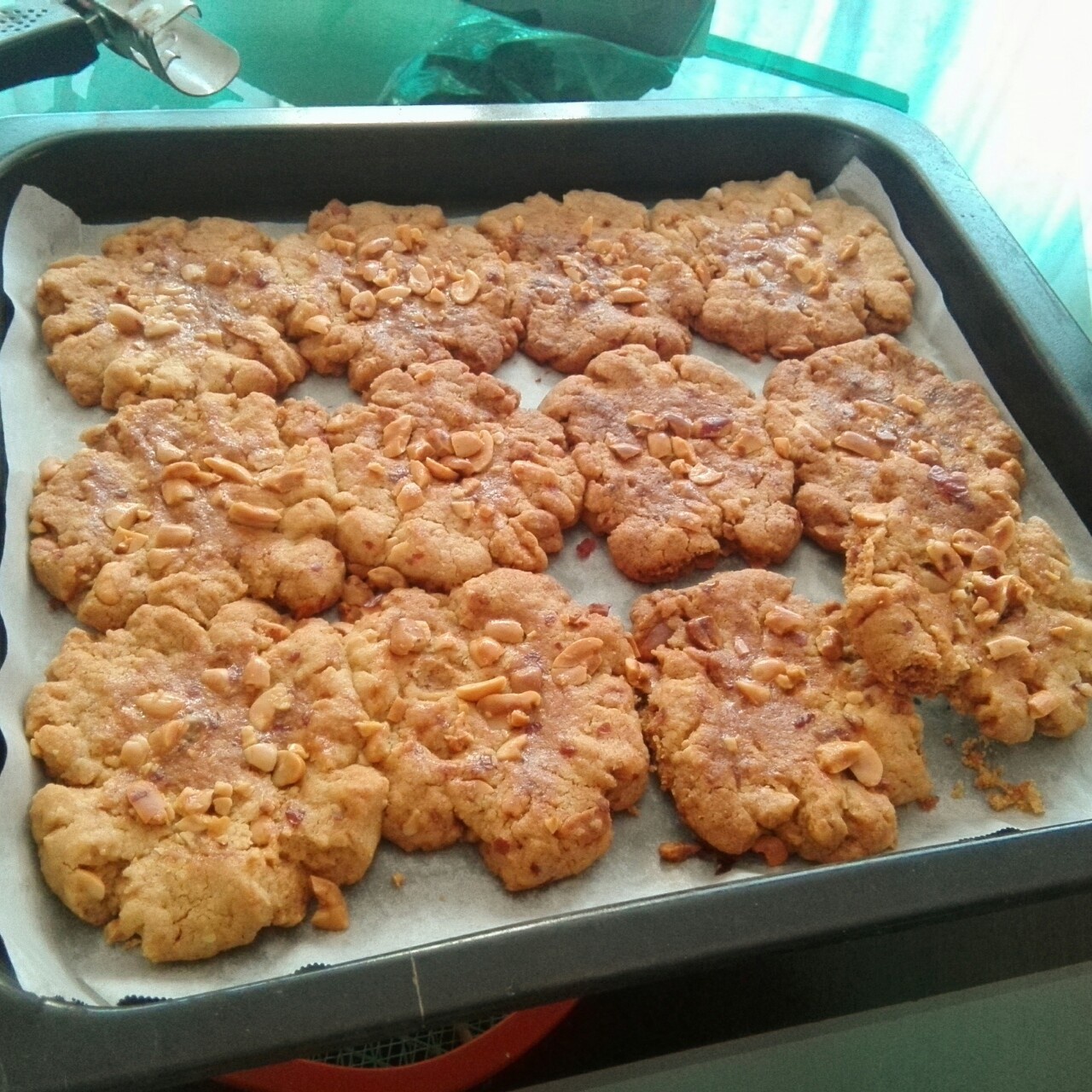 超美味花生酥