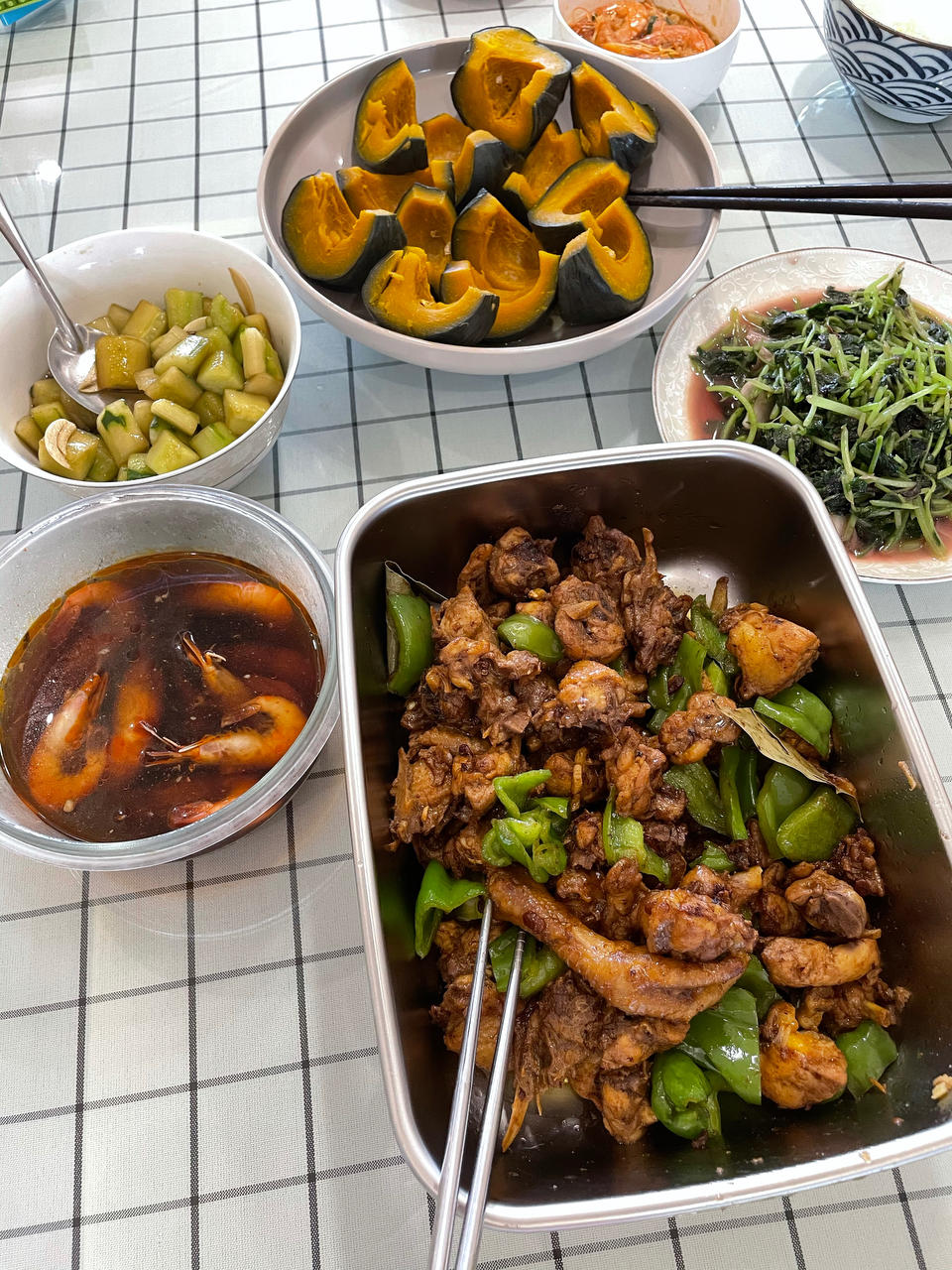 不加一滴水的小炒鸡