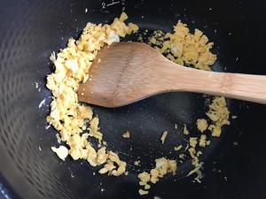 腊肠蛋炒饭的做法 步骤6
