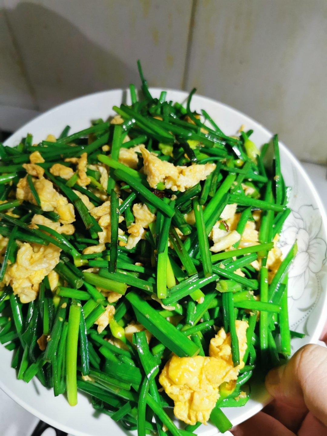 韭苔炒鸡蛋