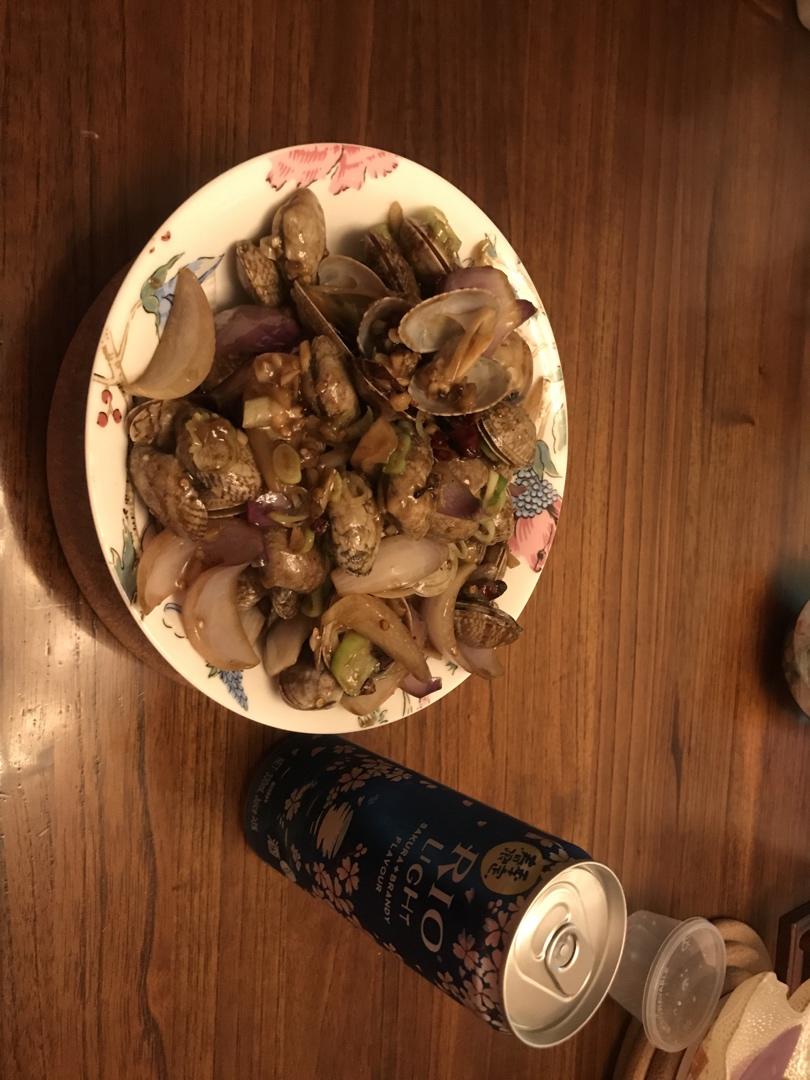厨师长教你：“香辣花甲”的家常做法，好吃的停不下来