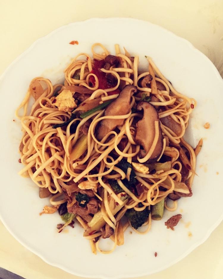 吃三碗不过瘾的懒人拌米粉