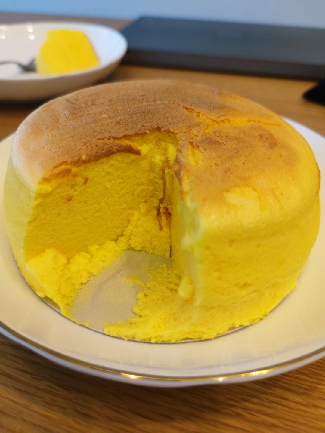 烤箱做蛋糕（戚风蛋糕的做法）