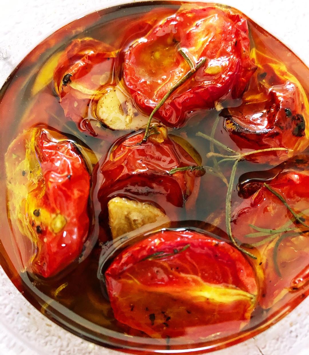 为了佛卡夏而存在的——橄榄油浸小番茄