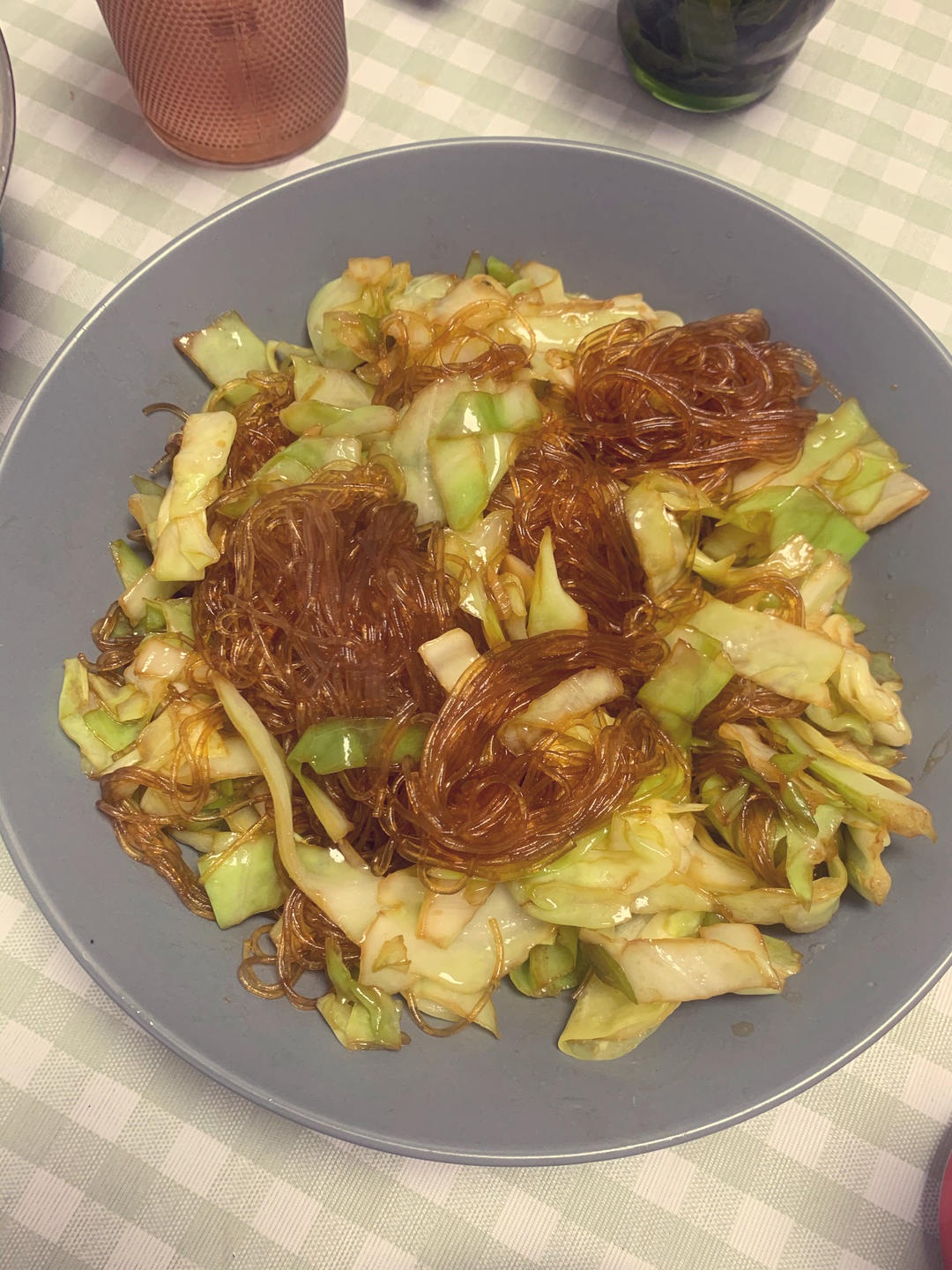 最近爱吃粉丝粉条～包菜炒粉丝