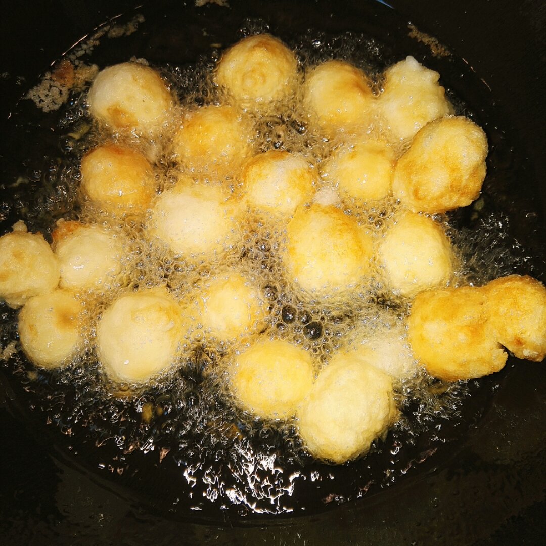 斟情咏酒做的炸元宵