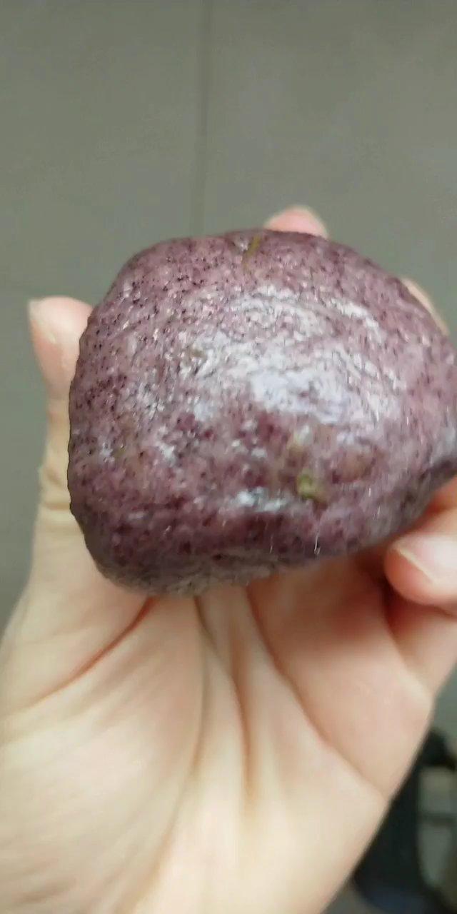 槐花果干黑米馒头
