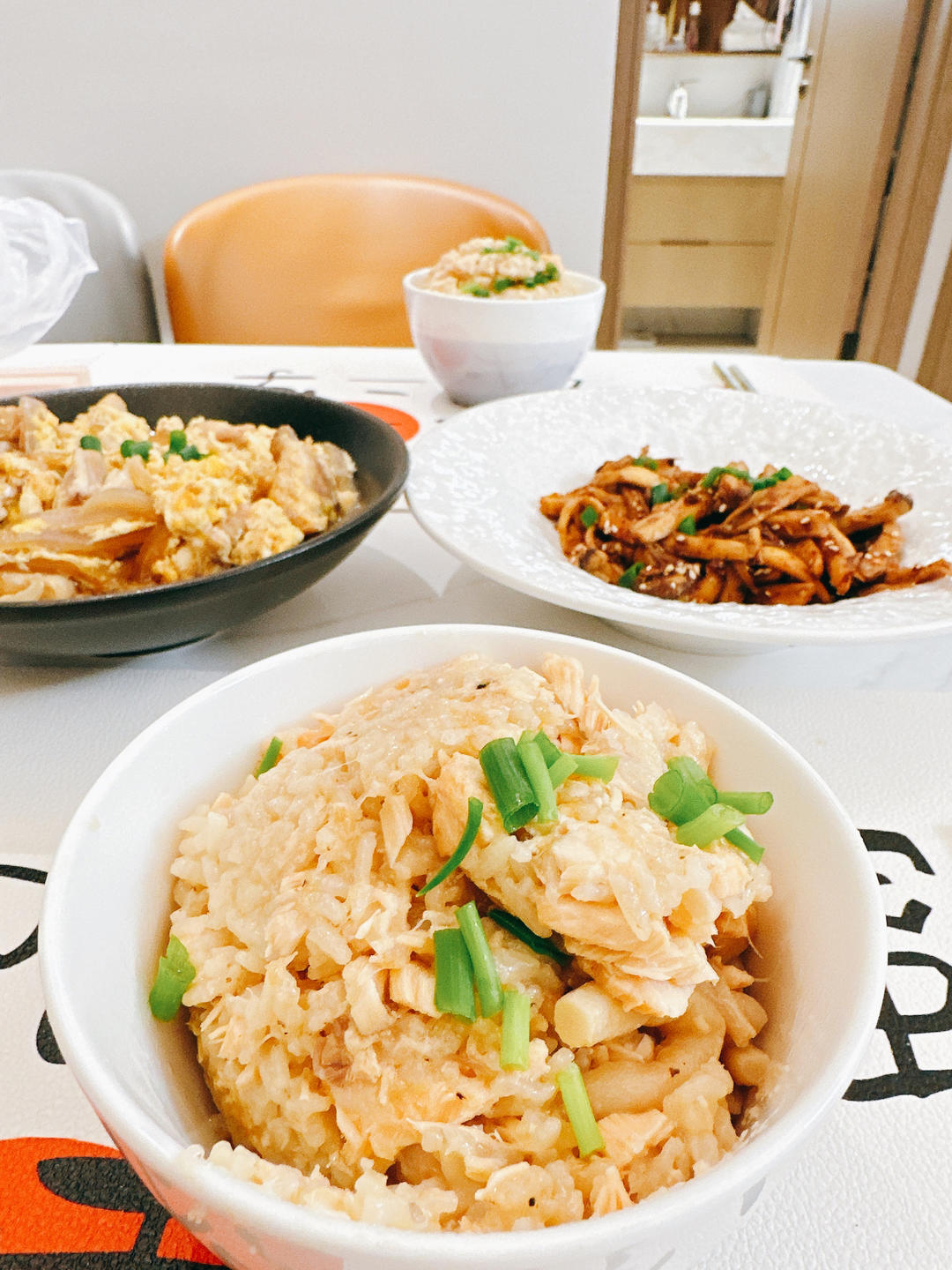 【昨日的美食】三文鱼炊饭