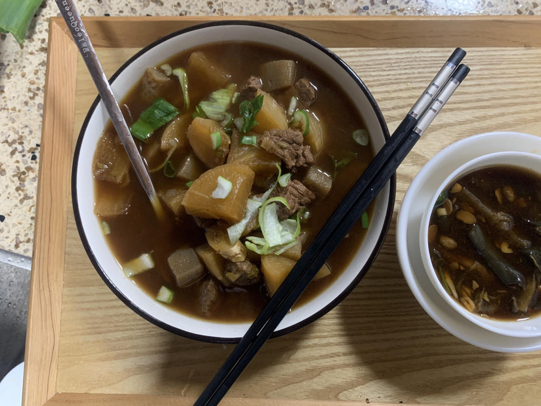 日式牛腩炖萝卜