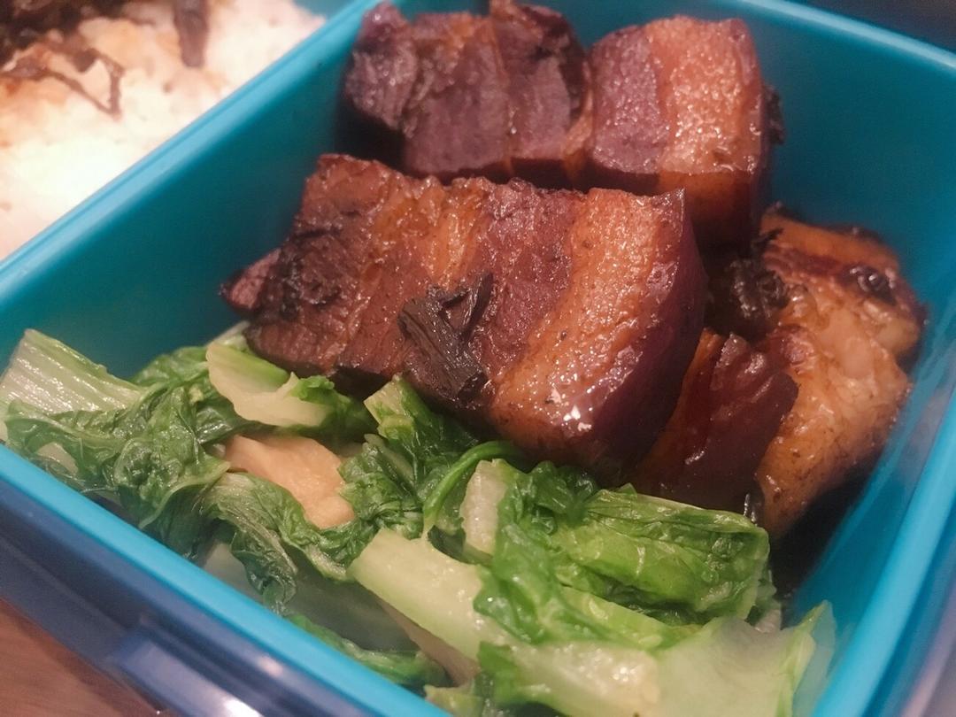 梅干菜烧排骨