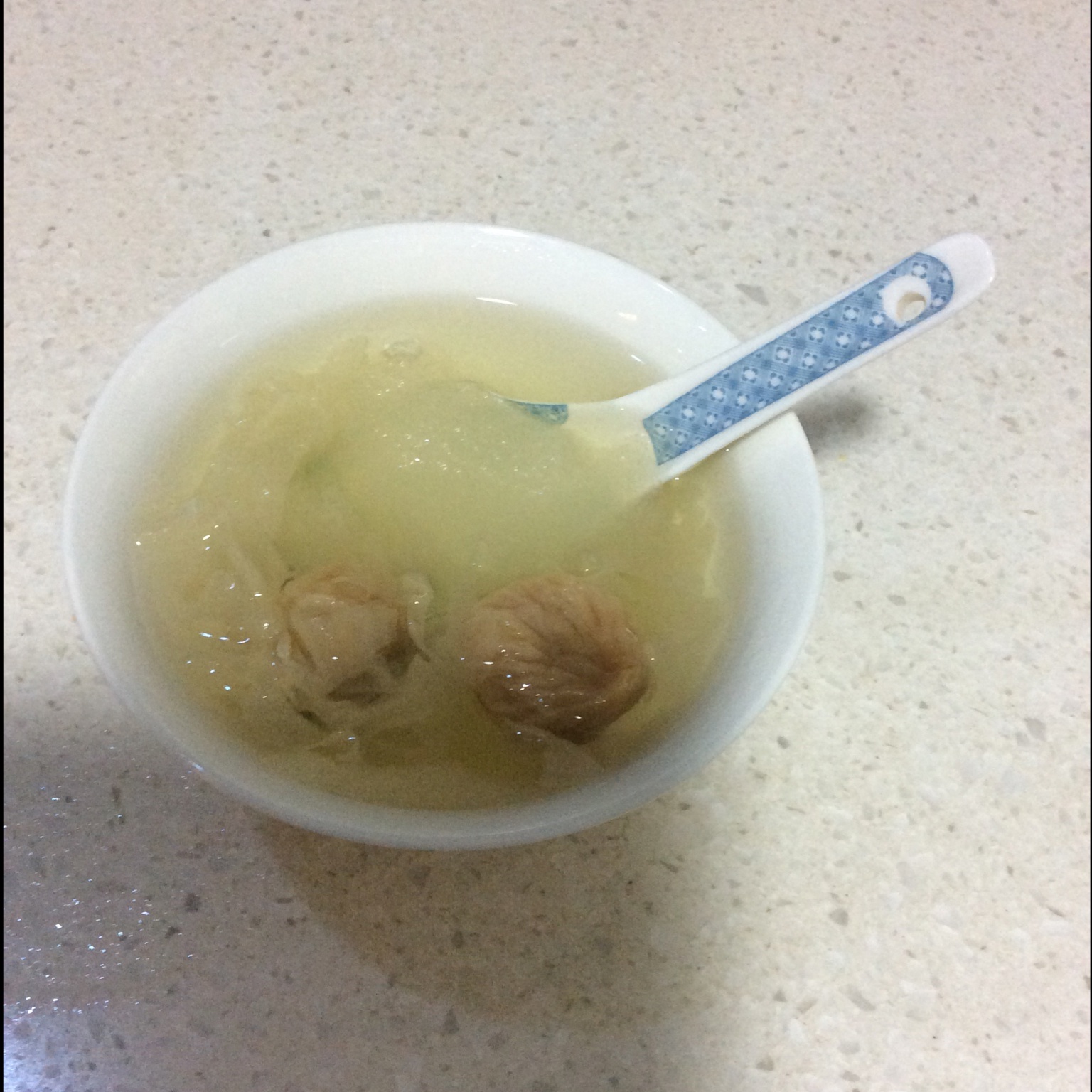 适合宝宝咳嗽前期——润肺止咳无花果雪梨茶