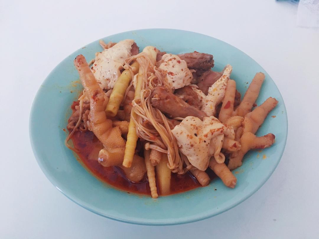 超入味的鸡爪煲，吃过就忘不了