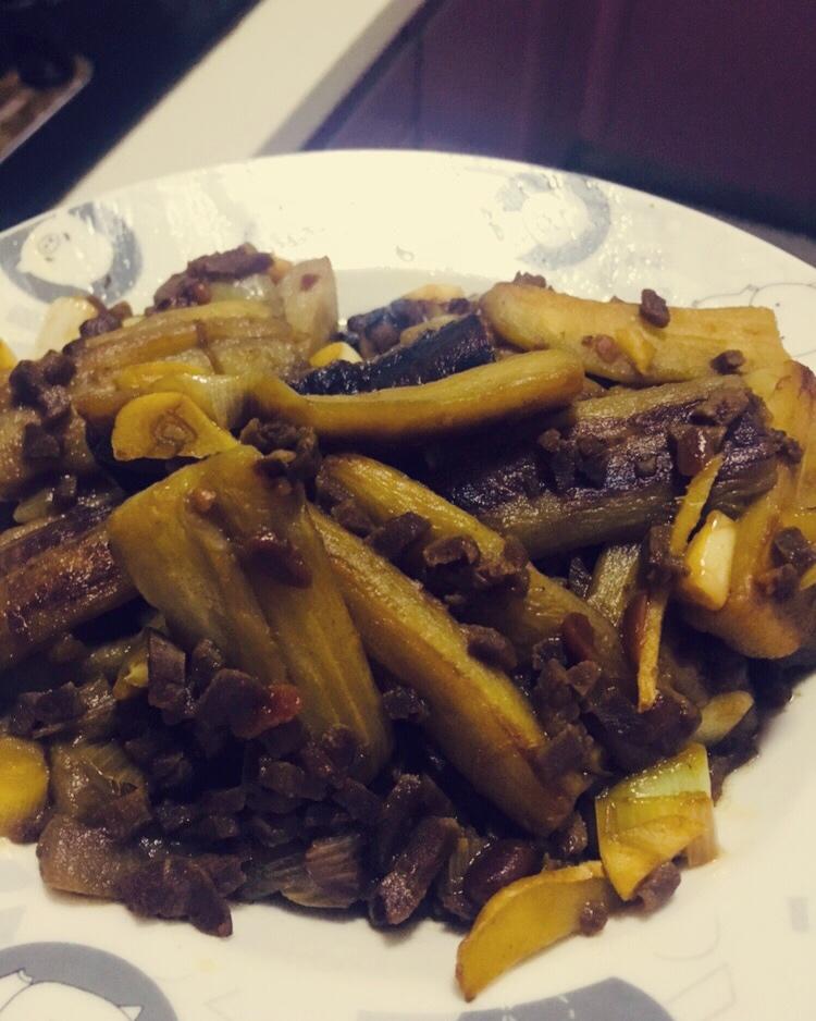 酱香肉末烧茄子