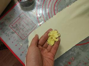 牛肉锅贴的做法 步骤5