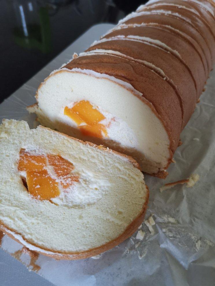 肥而不腻的超厚瑞士卷