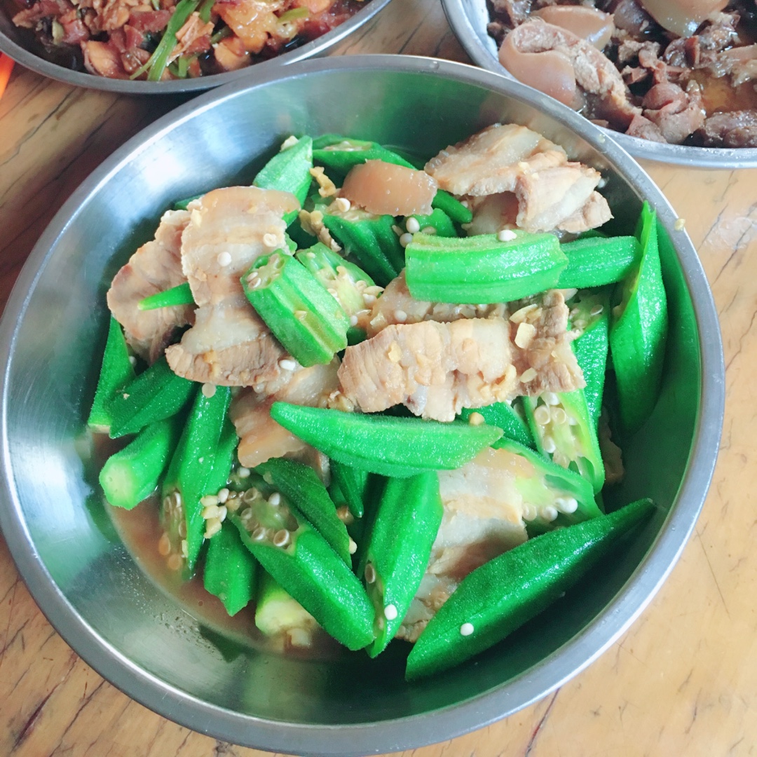秋葵炒肉片