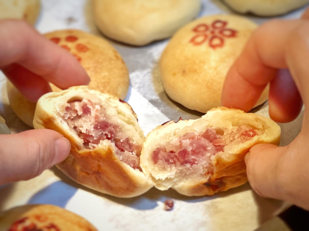 一吃就爱上的云腿月饼