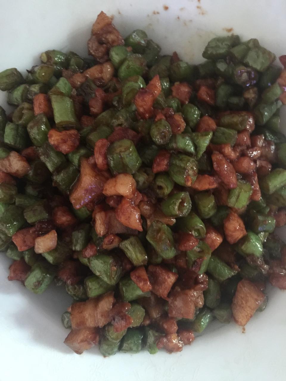 肉沫豆角下饭菜