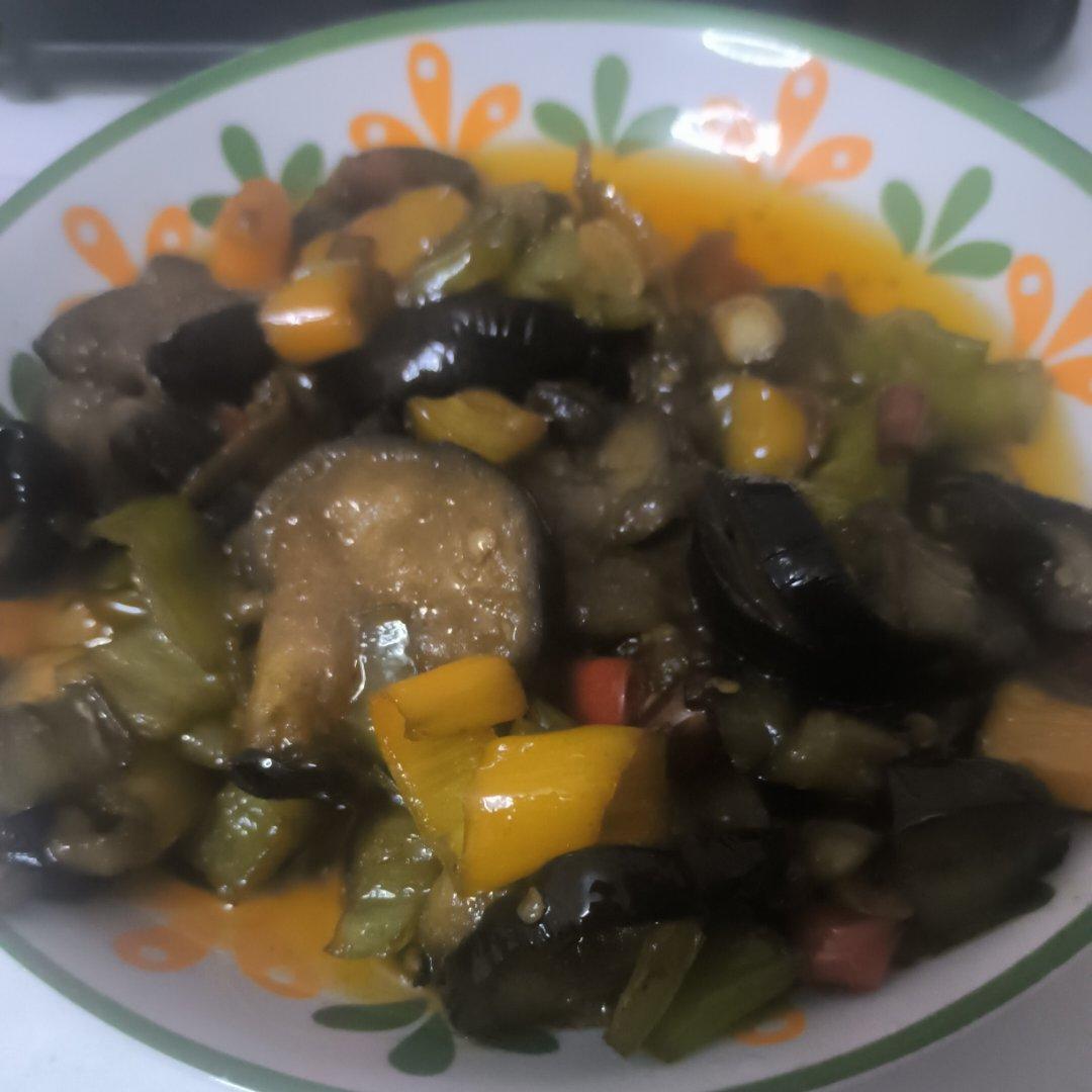 这么炒的青椒炒茄子，饭可以多吃两碗