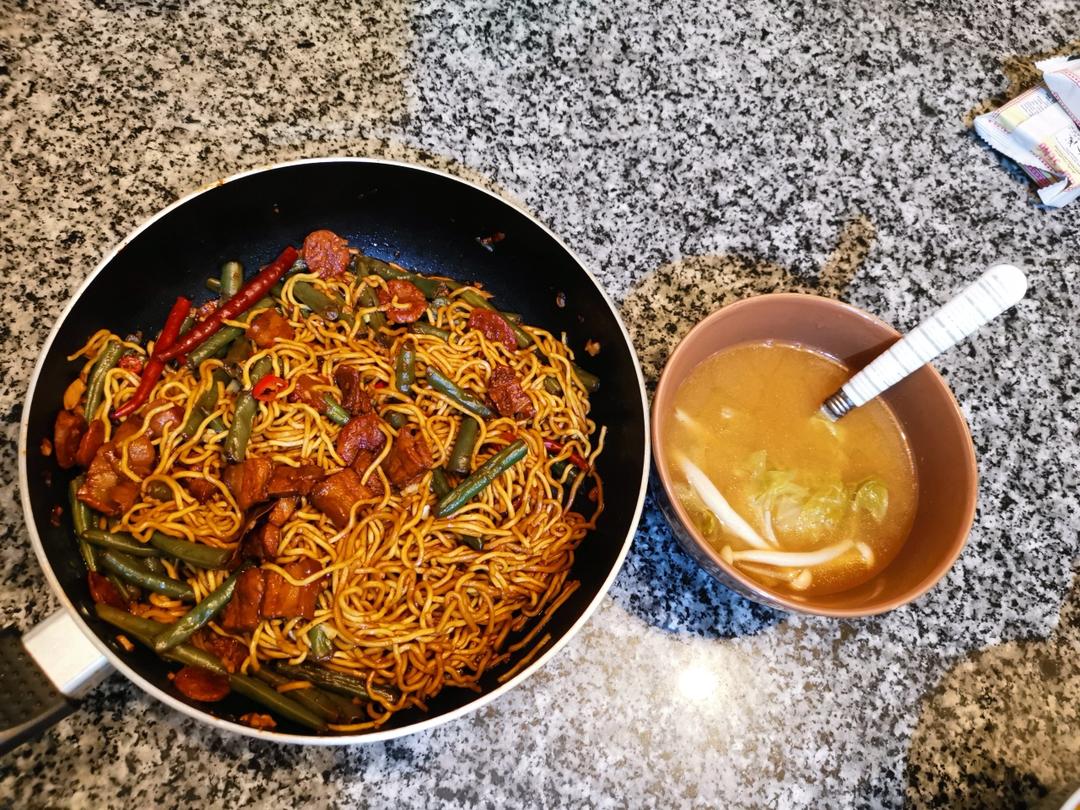 豆角焖面