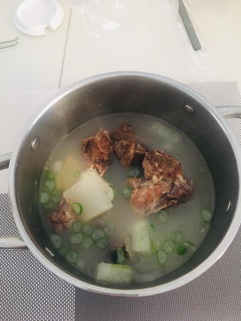 冬瓜排骨汤