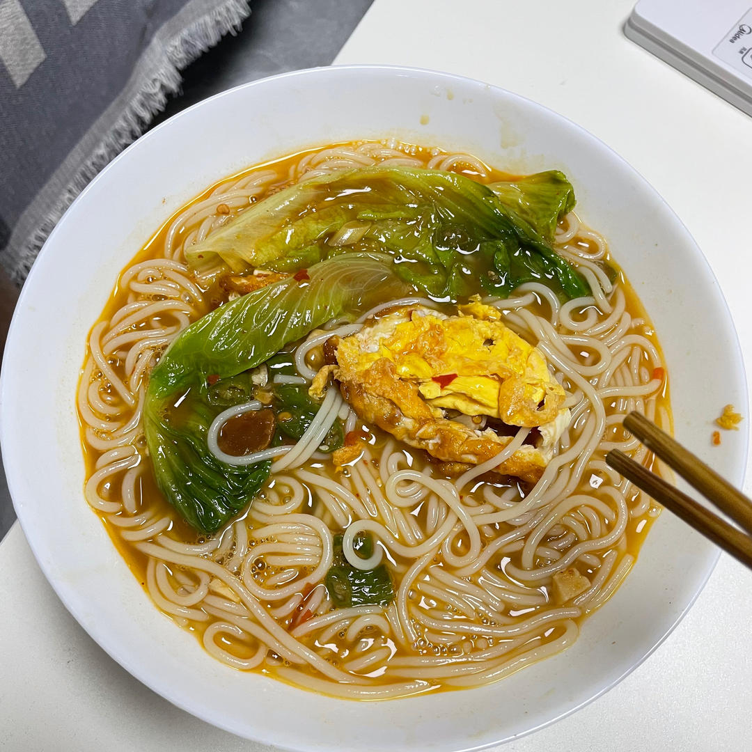 湖南米粉一碗被吃光连汤都不剩的快手早餐