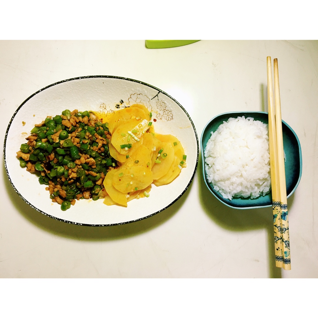 肉沫豆角下饭菜
