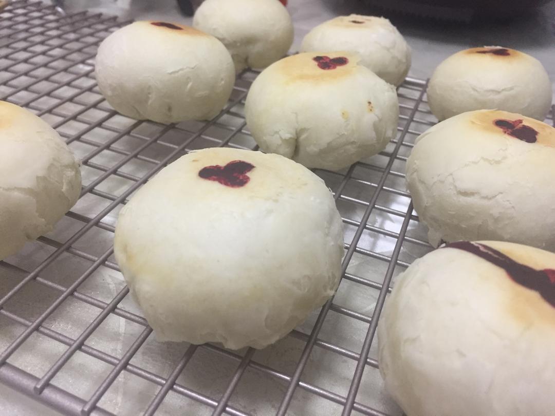 白酥皮云腿月饼