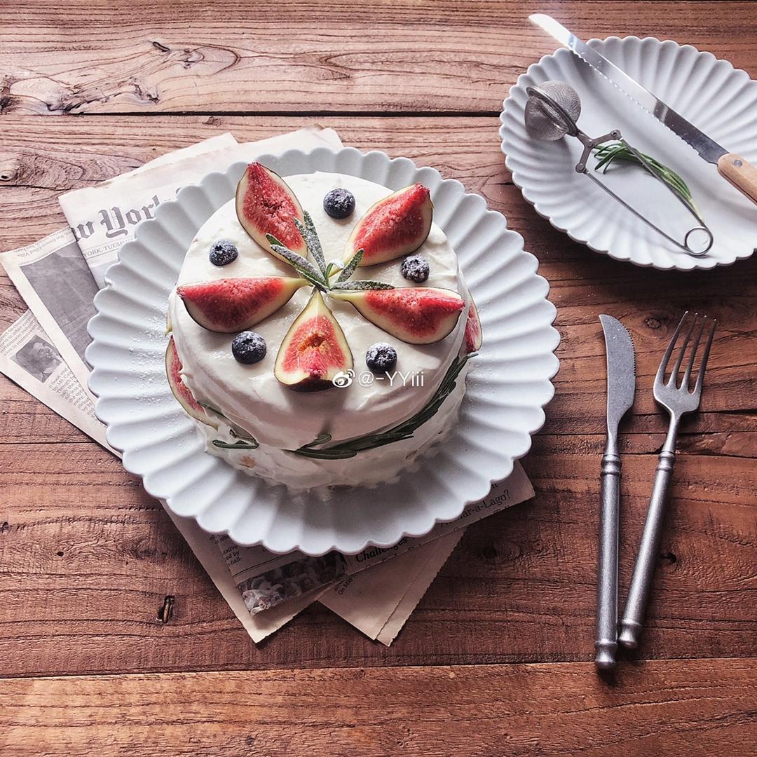 17厘米中空原味戚风-【戒不掉的甜品】