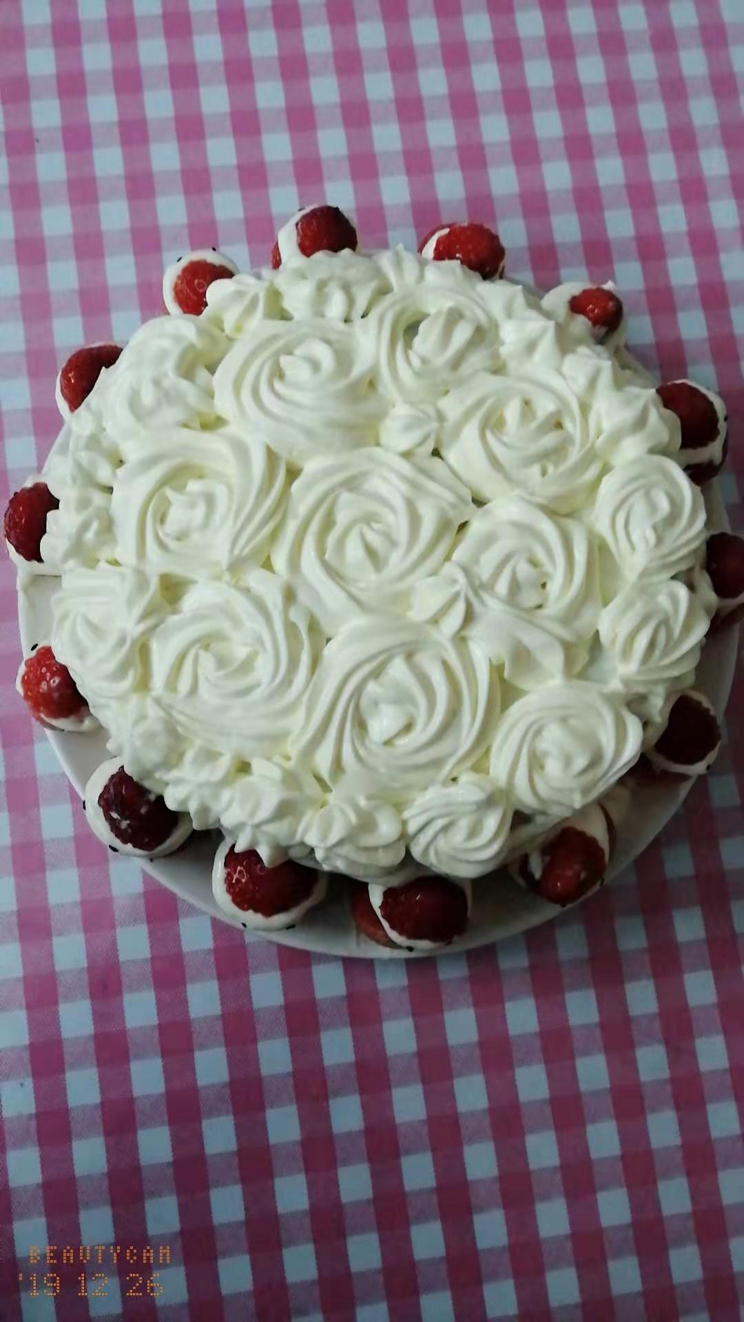 快手简易又漂亮的玫瑰裱花蛋糕